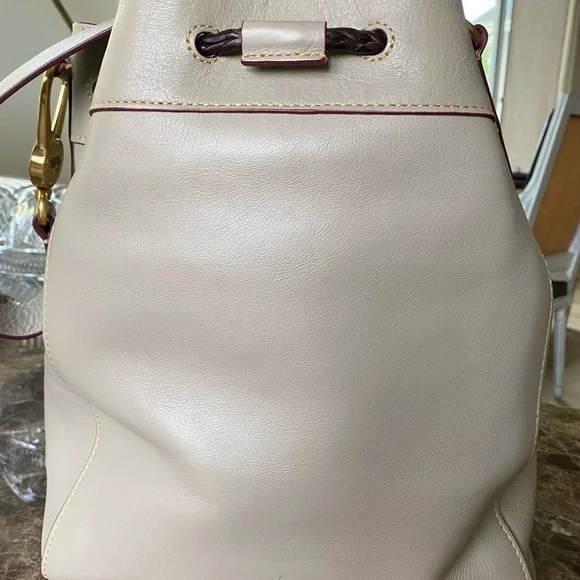 EUC Dooney Florentine Large Hattie Drawstring - Picture 2 of 13